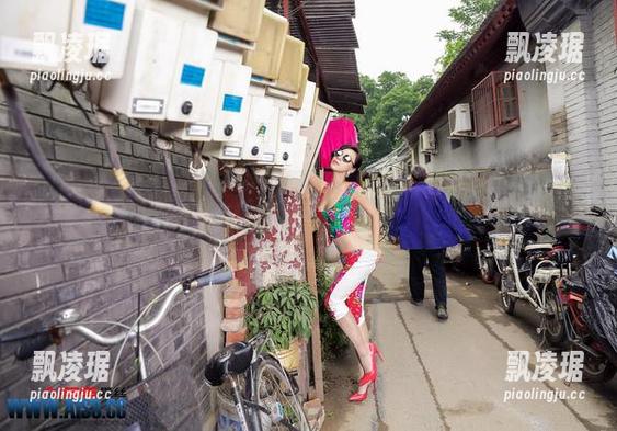 AISS爱丝(黄金版) - 长腿妹纸的官方写真集——索菲无疑是赢家！