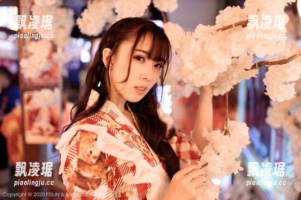Feilin嗲囡囡-BABY_柒 Feilin嗲囡囡 - BABY_柒的旅拍私房系列:事故现场般的合照,竟然成了一个小传奇。