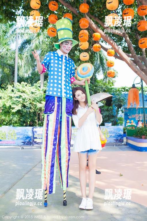 IMiss爱蜜社 - 有了乐乐Mango的校服写真，课堂再也不无聊，下载按钮在这里
