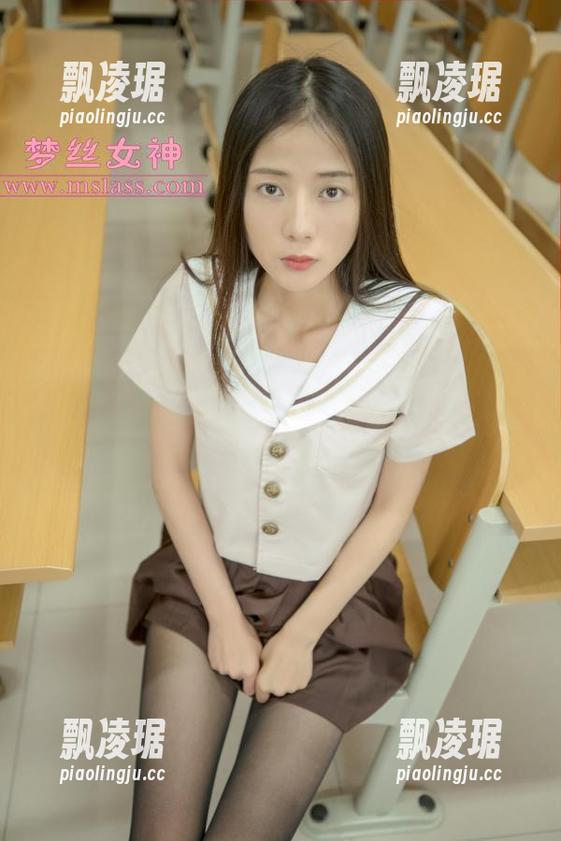 MSLASS梦丝女神 - 小盐在黑风衣的保护下，腿美得不科学，查看图包是必须的！