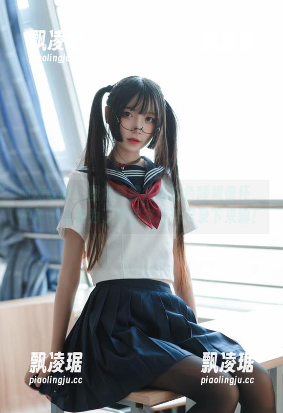 喵糖映画：图包暴露我的白色睡裙情怀，拍照不过是为了把居家乐活记录下来嘛！