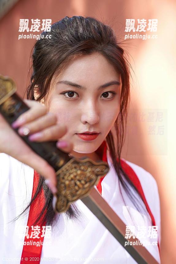 MiiTao蜜桃社-沐子熙V MiiTao蜜桃社 - 看完沐子熙V的比基尼写真,我决定从今天开始控制饮食,然后再说!