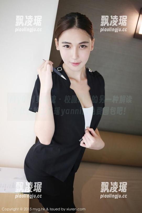 MyGirl美媛馆 - 校服摄影的另一种解读？快去抢王馨瑶yanni的免费图包吧！