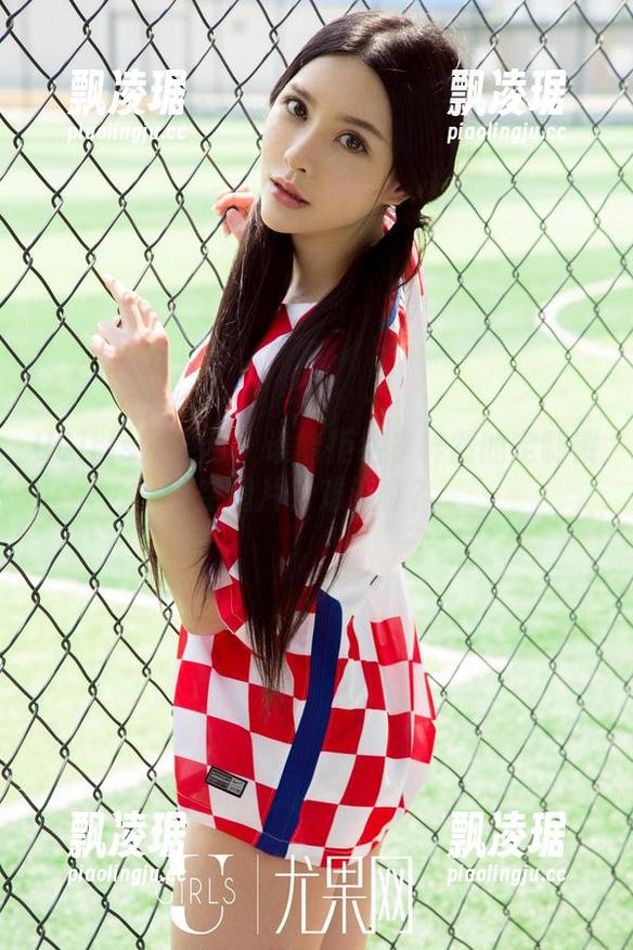 UGirls尤果网 - 谁能拒绝李梓然的定制镂空图片？难道你？