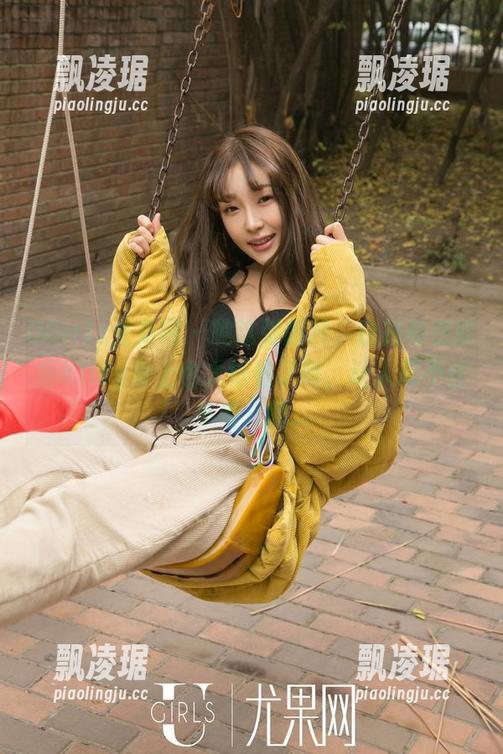 UGirls尤果网-欣杨Kitty UGirls尤果网 - 瞧这张图片,白衬衫在欣杨Kitty身上也太好看了吧,让人忍不住多看几眼...