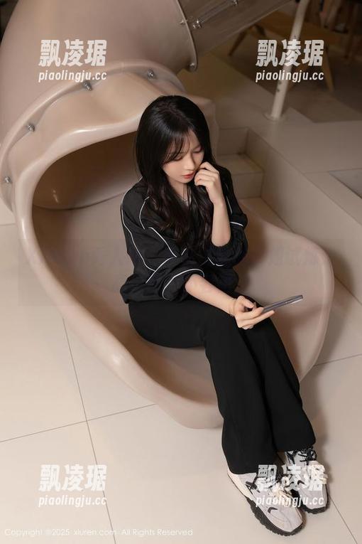 Xiuren秀人网-南初妹妹 Xiuren秀人网 - 南初妹妹的御姐试炼:高清图片不容错过