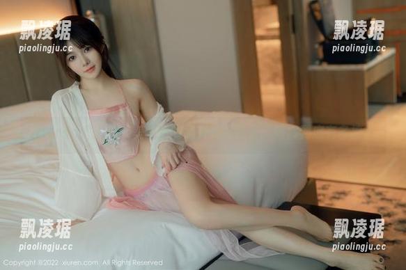 Xiuren秀人网 - 美图中的奶茶味的包子：短裤到底有多撩？