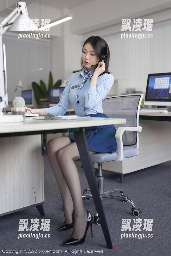 Xiuren秀人网 - 林煊煊的图集不是一般的制服！来分享你脑海里的画面，哈哈。
