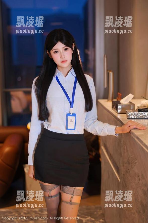 Xiuren秀人网 - 若隐若现的白色，王婉悠Queen的写真打破了我的审美防线。