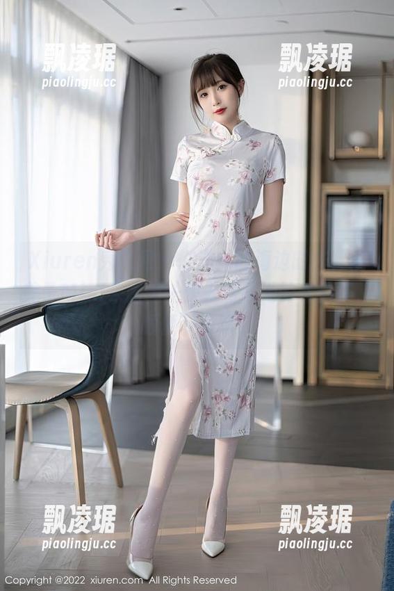 Xiuren秀人网 - 懒洋洋的海边时光，糯美子Mini来啦——快去看看她的作品集，顺便下载吧！