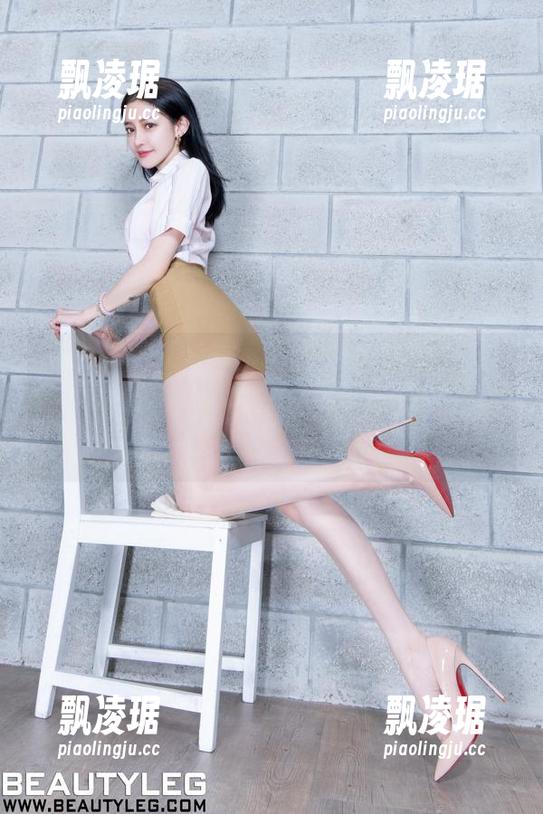beautyleg - 黄苇萱的全套网袜图，花样比我想象中多得多，差点以为拿到了折扣券。