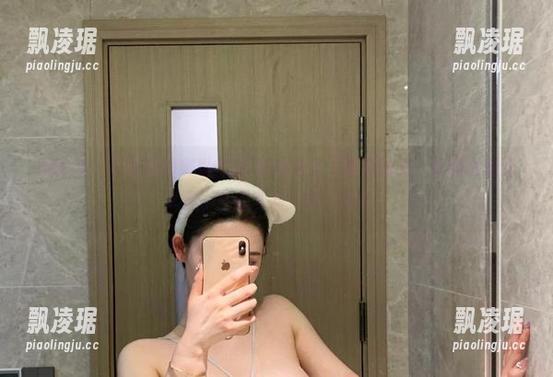 不爱笑的赛琳 微密圈 - 不爱笑的赛琳的两-豹纹连体不需要圣光,套图还是让人忍不住想多看几眼,哈哈!