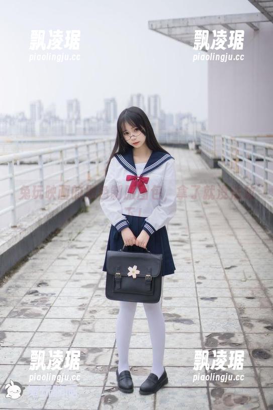 兔玩映画的黑色制服图包，拿了就没法放下！
