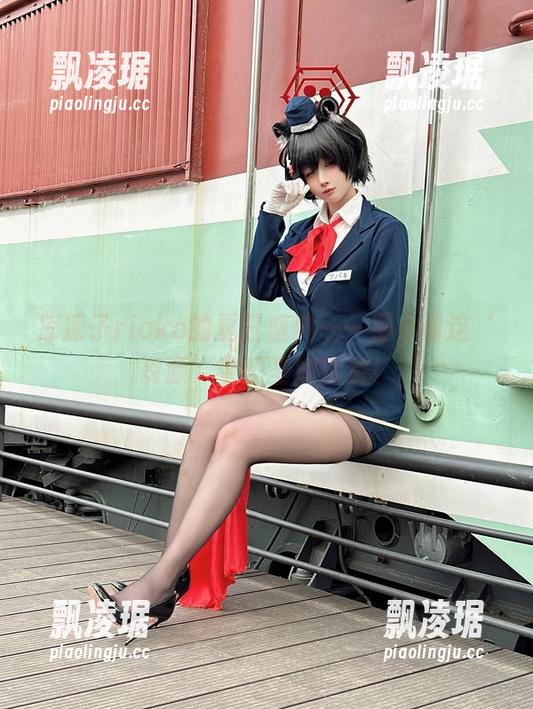 凉凉子rioko的夏日盛典——别小看这‘资源’中的圣姨泳装！