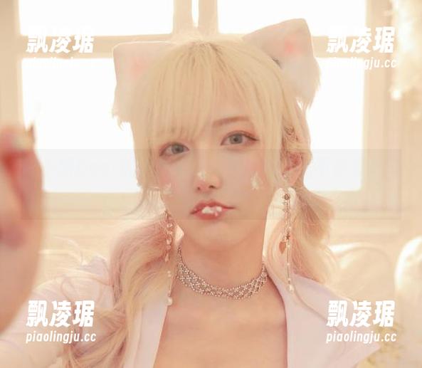 啾小妍Deer的美足全套展示，原图忍不住想点赞！