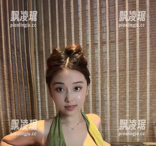 奶雯 微密圈 - 网盘作品大出击!奶雯的果冻,不压缩只加醋。