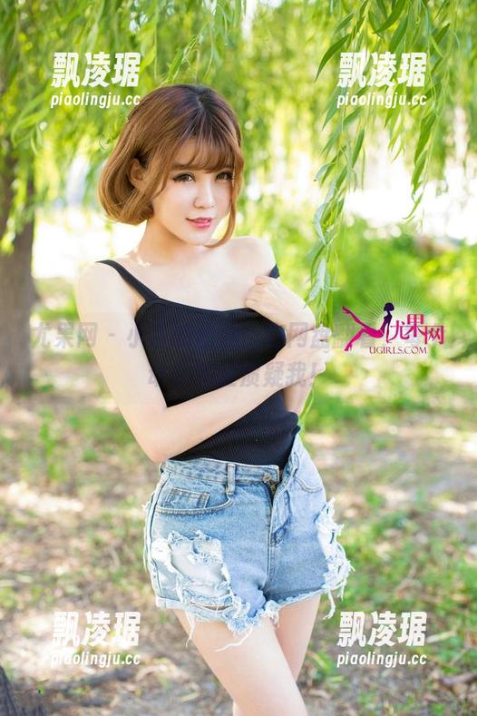 尤果网-小喜 尤果网 - 小喜的瑜伽:在网盘翻看,每个动作都在质疑我!