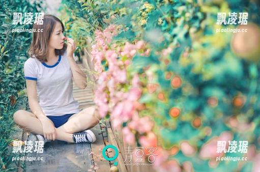 推女神 - 当绮里嘉ula的裤里丝遇上私拍，这组合实在让人走神。