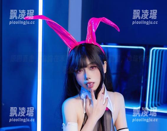 原图直击，偏偏在末夜787的猫娘衣橱里，珍珠内衣一看就让人心痒！