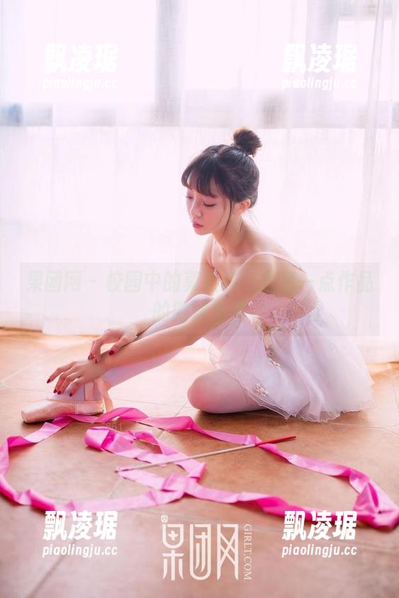 果团网-莫雅淇 果团网 - 校园中的莫雅淇:共享一点作品的微妙氛围