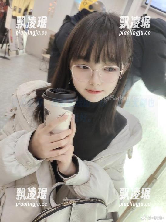 真心觉得，樱群在线的“纱”有点无聊也挺好。