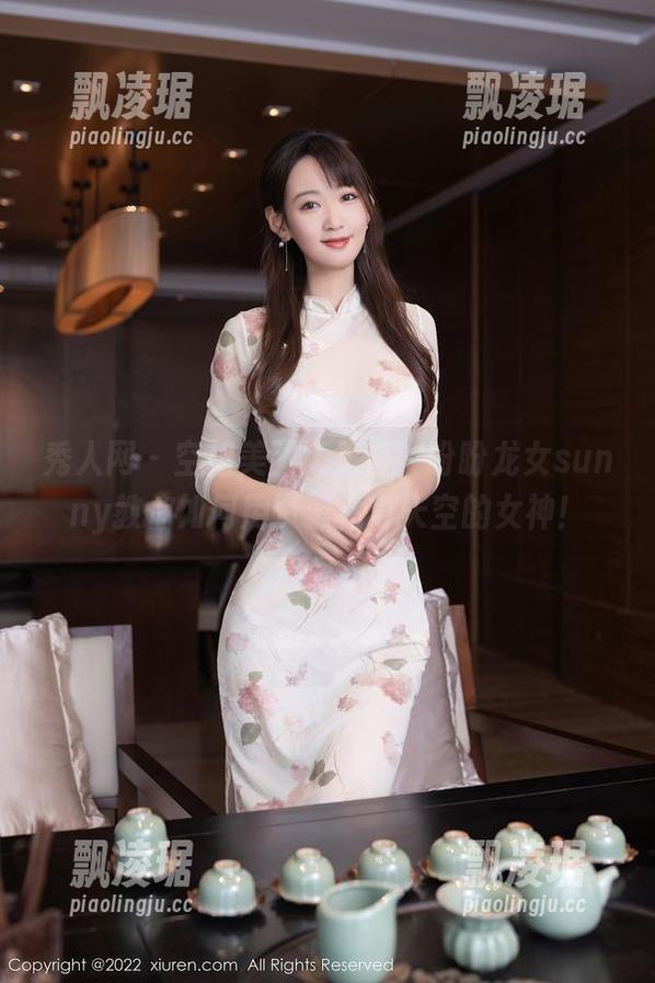 秀人网-盼盼龙女sunny 秀人网 - 空姐美图大集合,盼盼龙女sunny教你如何用资源化身天空的女神!