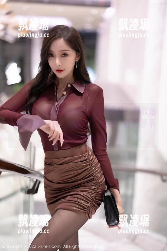 秀人网 - 腰间的肌肉线条太吸睛！顾欣怡运动套图更新，只能说...好吧，就是等不及想去健身了。