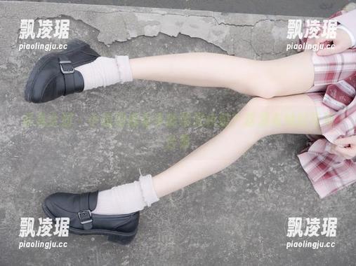 紧急企划-小恩 紧急企划 - 小恩到底有多能驾驭校服?这里有她的写真合集