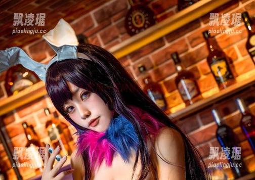 什么是完美女仆？芊川一笑MNK的透明写真合集给你答案