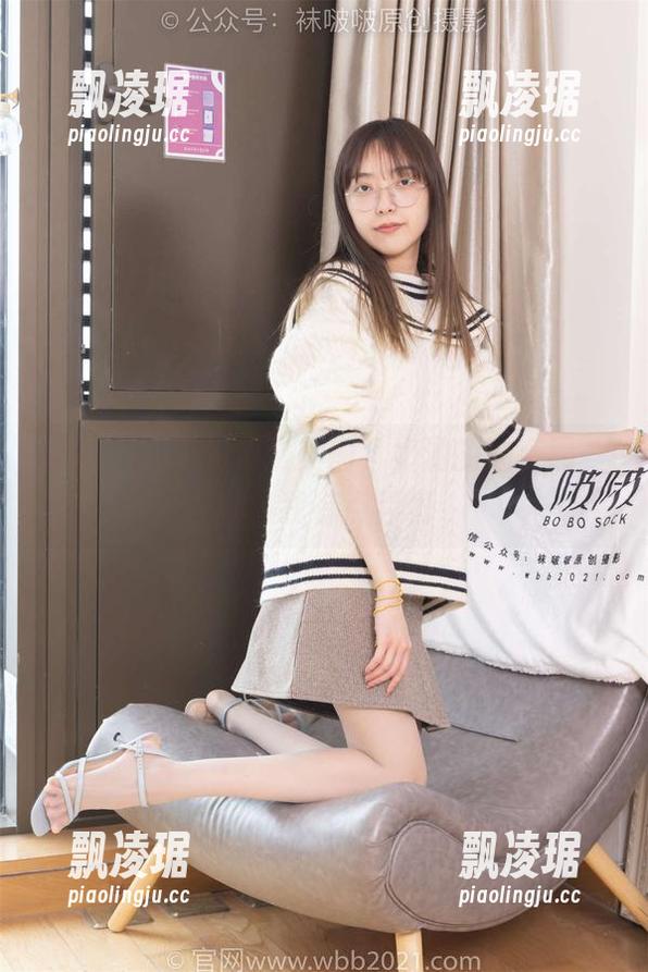 袜啵啵-奶油 袜啵啵 - 查看免费美图,奶油的油亮黑,亮得我有点晃眼
