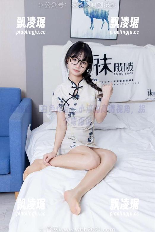 袜啵啵 - 白色作品：小淳的高清视角，拐个弯再说