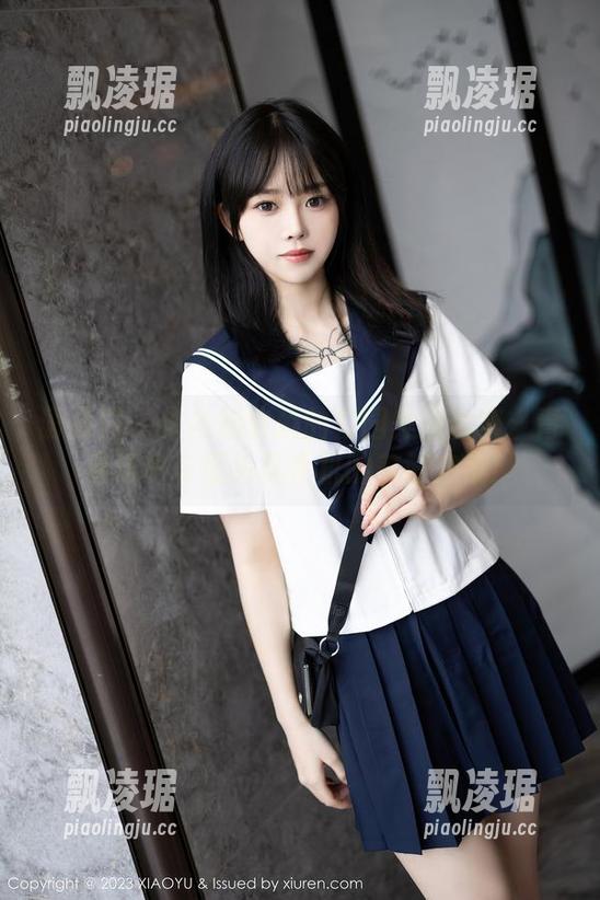 语画界 - 来自杨紫嫣的校园美图合集：青春年少与低头玩手机的美好交集！