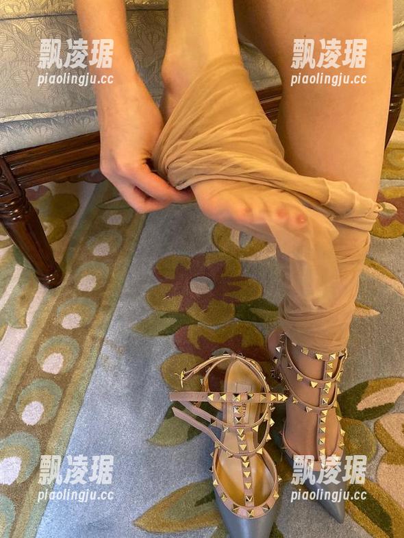软妹小九九 微密圈 - 欢迎加入软妹小九九的日常写真拓展计划,话不多说,快来下载试试!