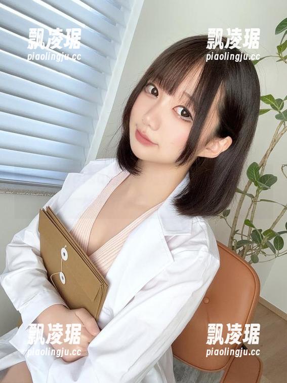 魔物喵nigisa的定制写真，真是我的私人秘书界的奇葩之作！